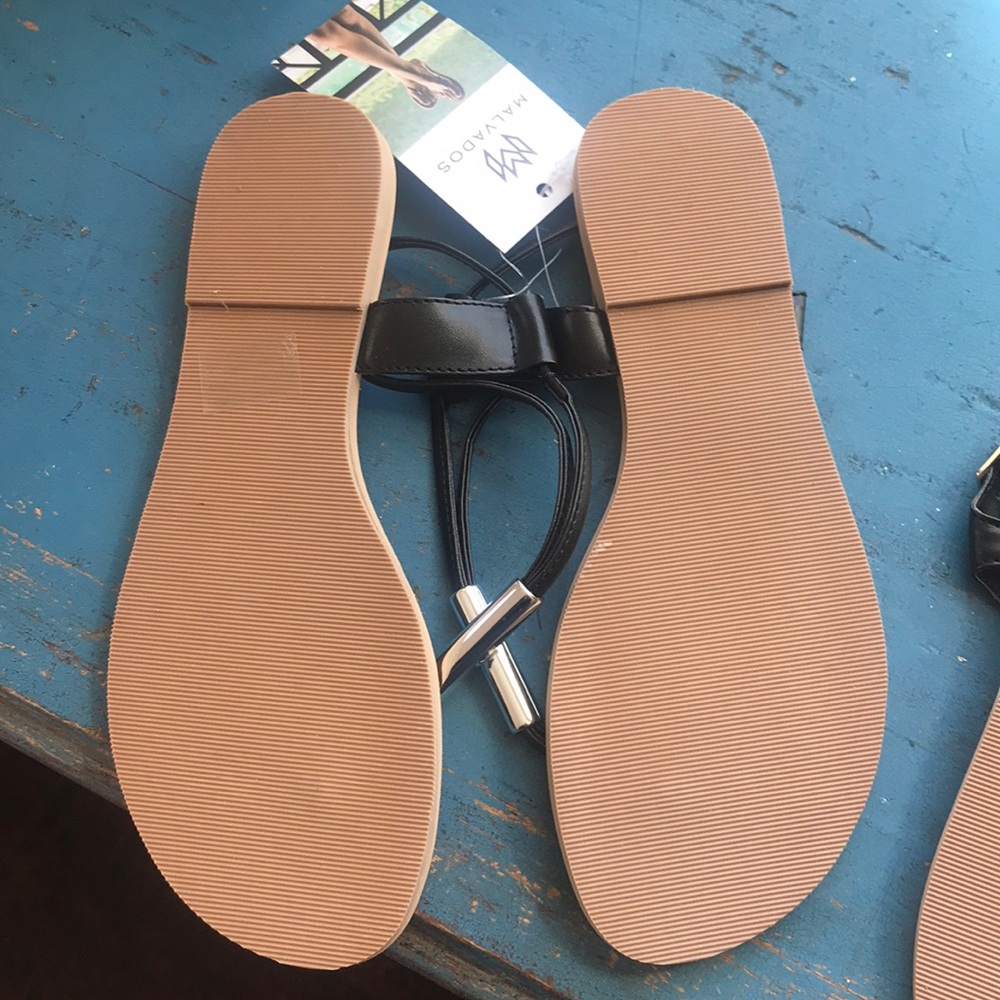 Sandals - Picture 4 of 4